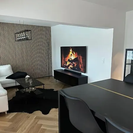 Apartment Rewell - Location And View!